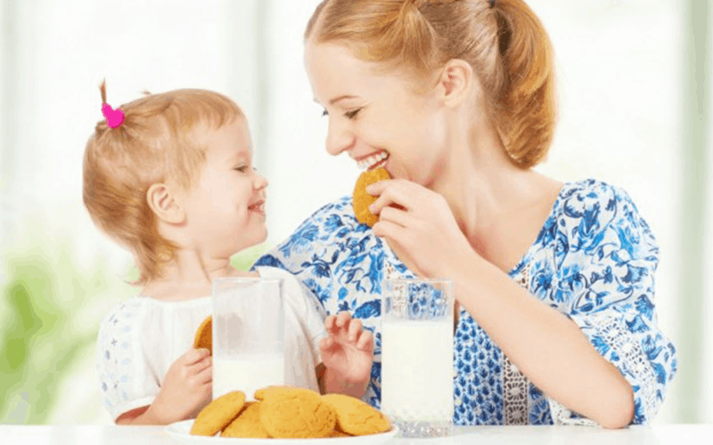 Copiii pot dezvolta alergii întârziate și la alimentele considerate sănătoase