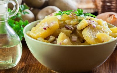 Îți plac cartofii? Consumă-i reci pentru sănătatea florei intestinale